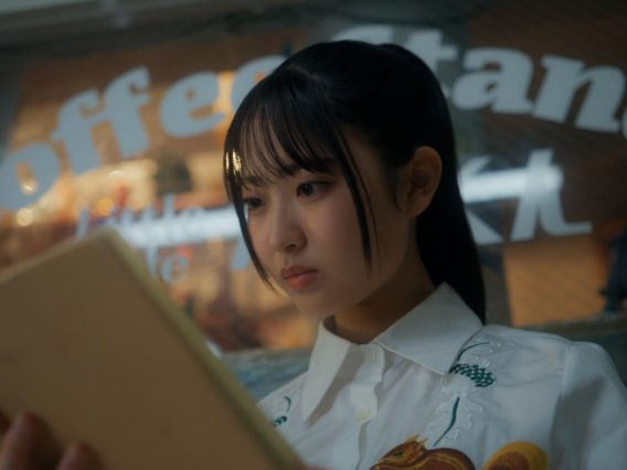 [BrokenSubs] 15th Single 5th Generation PV – Kuramori Hinano (Eng Subbed) v2.mp4_snapshot_01.29.513